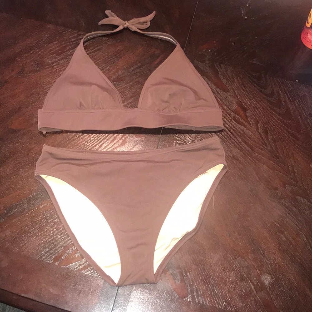Bathing suit